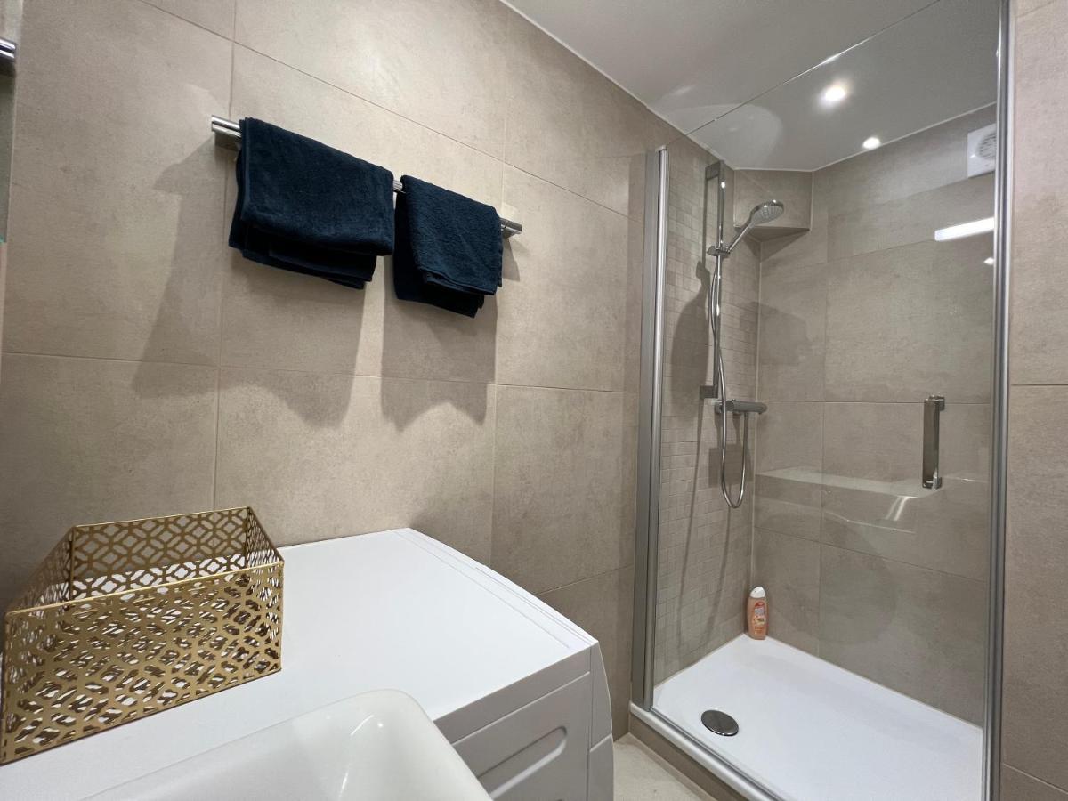 Moderne Wohnung Mit Pilatusblick 4 Pax Hergiswil Esterno foto